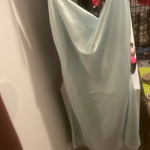 Dress - Picture 1 of 3